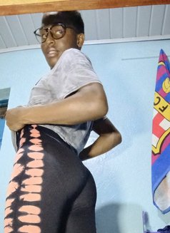 Sanders - Male escort in Nairobi Photo 7 of 9