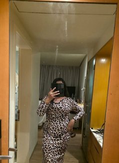 Sandhiya - escort in Bangalore Photo 4 of 4