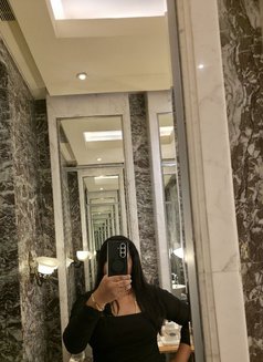 Sandhiya - escort in Chennai Photo 1 of 3