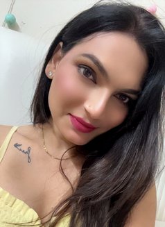 Sandhu Sweety - Acompañantes transexual in New Delhi Photo 8 of 8