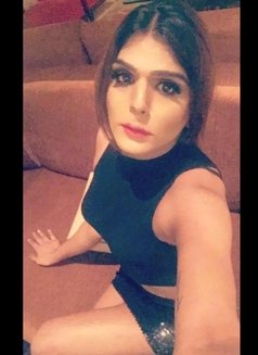 Sandhya Bigcock - Transsexual escort in New Delhi Photo 6 of 16