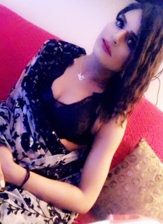 REALMODEL 9INCHCOCK - Transsexual escort in New Delhi Photo 14 of 14