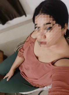 Sandhya [WebCam service or Meet Service] - puta in Chennai Photo 4 of 4