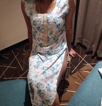 Sandhya Chennai Tamil marriagd girl cam - Intérprete de adultos in Chennai
