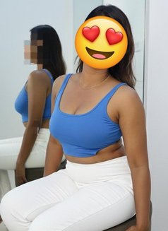 Sandhya Independent cam & real meet - escort in New Delhi Photo 3 of 6