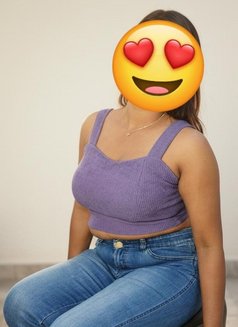 Sandhya Independent cam & real meet - escort in New Delhi Photo 6 of 6