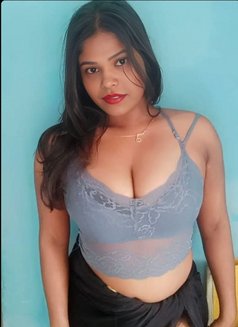 Sandhya(meet & cam ) banglore - escort in Bangalore Photo 1 of 3