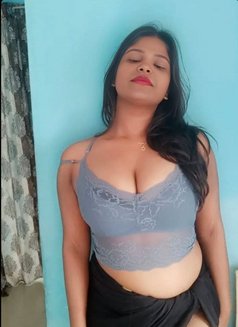 Sandhya(meet & cam ) banglore - escort in Bangalore Photo 2 of 3
