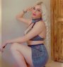 Sandi - escort in Beirut Photo 1 of 5