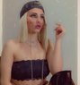Sandi - escort in Beirut Photo 2 of 5