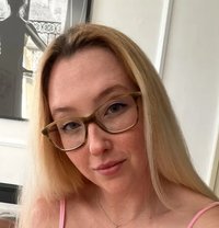 Sandra A - escort in Aberdeen