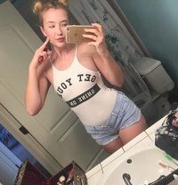 Sandra A - escort in Aberdeen