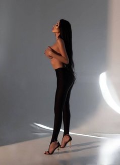 Sandra Anal - puta in Dubai Photo 5 of 6