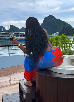 Sandra Baby - escort in Guangzhou Photo 2 of 4