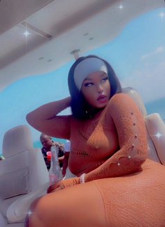 Sandra Barbie - puta in Dar es Salaam Photo 8 of 8