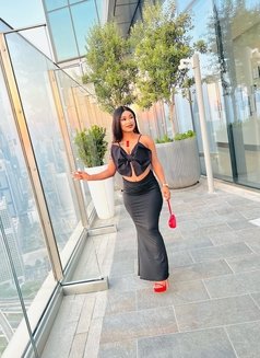 Sandra - escort in Dubai Photo 1 of 6