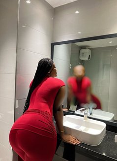 SANDRA, CURVY THICK QUEEN - escort in Kolkata Photo 2 of 4