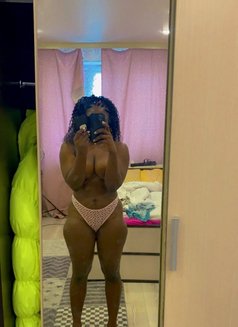 Sandra - escort in Yokohama Photo 3 of 3