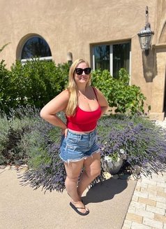 Sandra - escort in Paris Photo 1 of 1