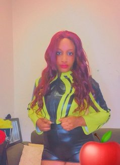 Sandra G - puta in Riyadh Photo 7 of 11