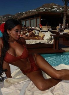 Sandra - escort in Dubai Photo 9 of 13