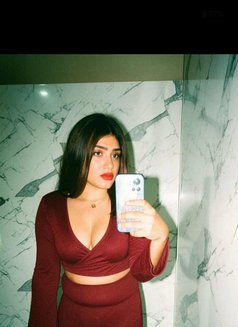 Sandra - Acompañantes transexual in Hyderabad Photo 1 of 1
