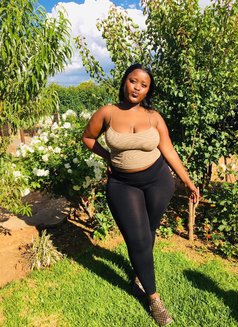 sandra baby - puta in Guangzhou Photo 3 of 4