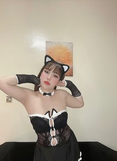 Sandra 🦋 - escort in Abu Dhabi Photo 4 of 6