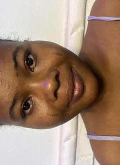Sandra - puta in Lagos, Nigeria Photo 1 of 1