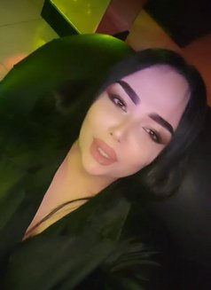 Sandra - escort in Riyadh Photo 3 of 6