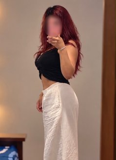 Shalini Dias wan independent GFE - escort in Colombo Photo 1 of 9