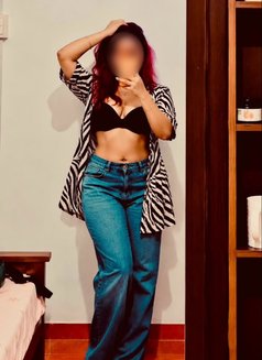 Shalini Dias wan independent GFE - escort in Colombo Photo 4 of 9