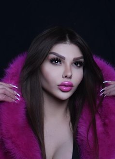 Sandraa 2026 - Transsexual escort in Beirut Photo 8 of 16