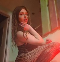 Sandraa - Acompañantes transexual in Beirut Photo 21 of 23