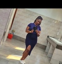 SANDROS - Transsexual escort in Nairobi