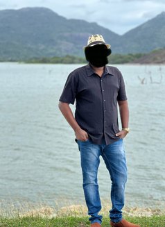 Sandun the Naughty Boy - Acompañantes masculino in Colombo Photo 1 of 2