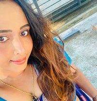 Sanduni - escort in Abu Dhabi