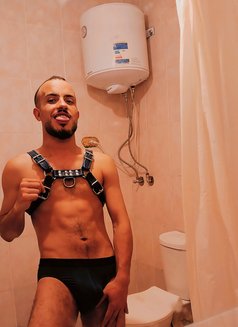 SandVip - Acompañantes masculino in Cairo Photo 5 of 7