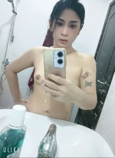 Sandy 69 Ok - Transsexual escort in Al Sohar Photo 3 of 5