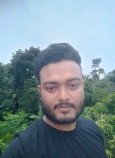 🟢Sandy,From Kolkata🟢 - Male escort in New Delhi Photo 13 of 13