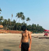 Sandy - Male escort in Dubai