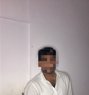 Sandy - Acompañantes masculino in New Delhi Photo 1 of 3