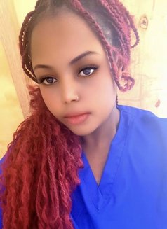 Sandy - escort in Nairobi Photo 4 of 4