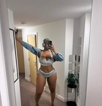 Sandy - escort in Singapore