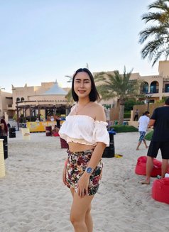Sandy Ladyboy - masseuse in Al Manama Photo 9 of 9