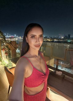 Sandy Ladyboy top& bottom - masseuse in Dubai Photo 12 of 12