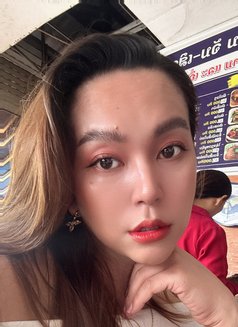 Sandy - Transsexual escort in Vientiane Photo 2 of 4