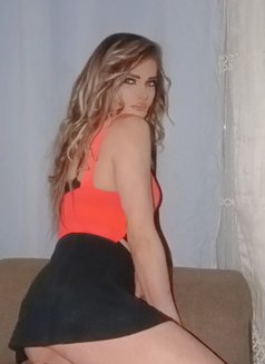 Sandy - Transsexual escort in Beirut Photo 25 of 25