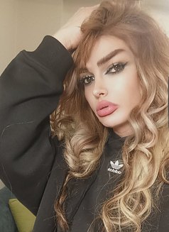 Sandy - Acompañantes transexual in Beirut Photo 19 of 19