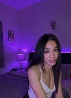 SANDY New in Bahrain - Transsexual escort in Al Manama Photo 23 of 25